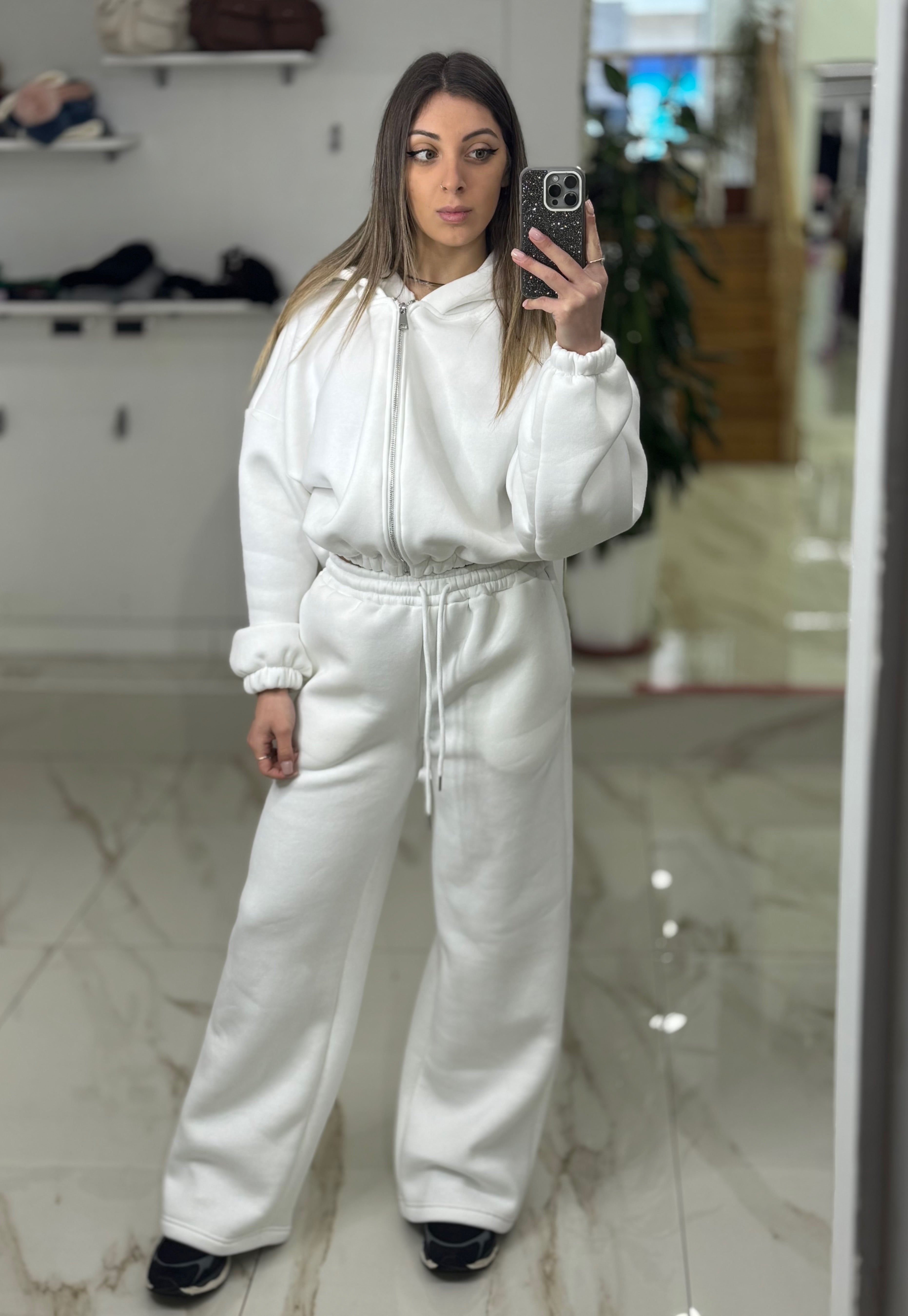 Tuta Milky 2689